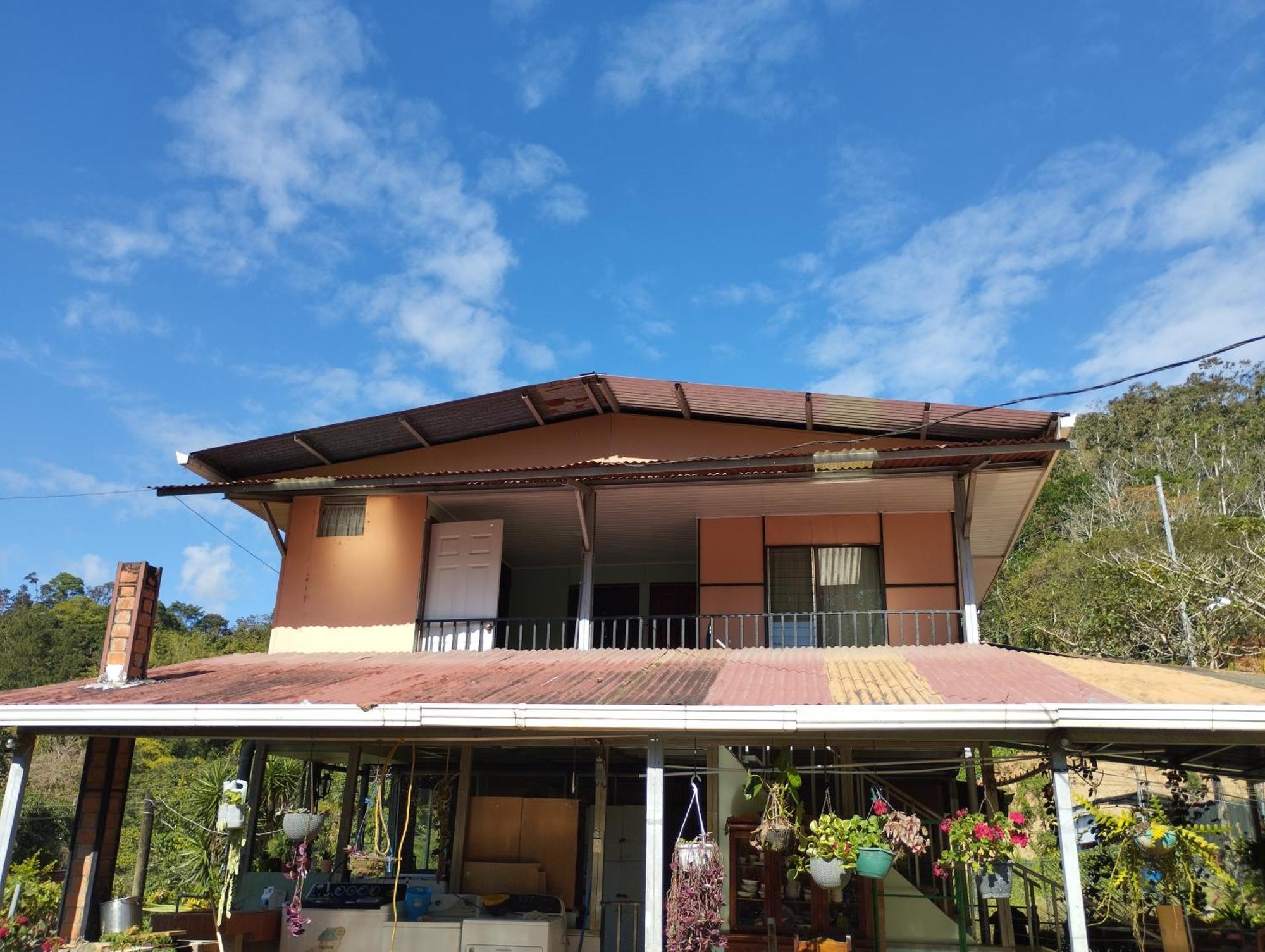 Hospedaje Luis & Ana Pejibaye Exteriör bild